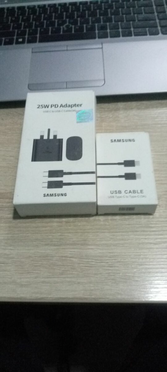 msung 25W Type C to C Charger    Super-fast charging  Com