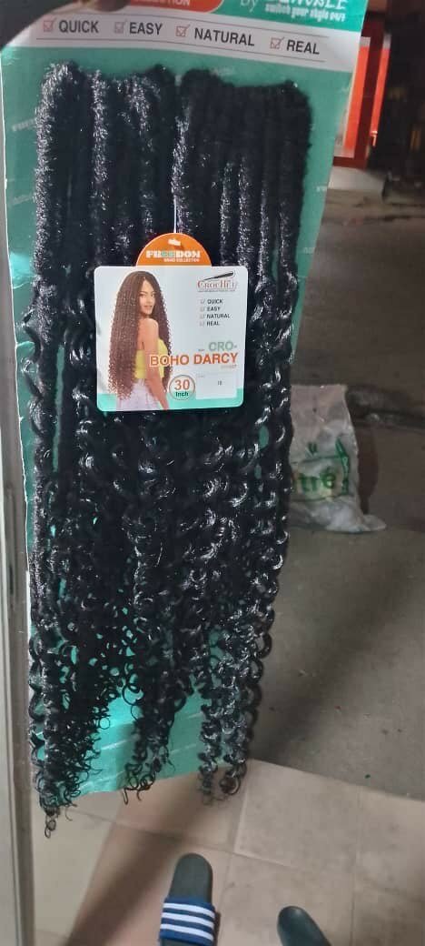 Tresses Synthétiques Noires et Marron