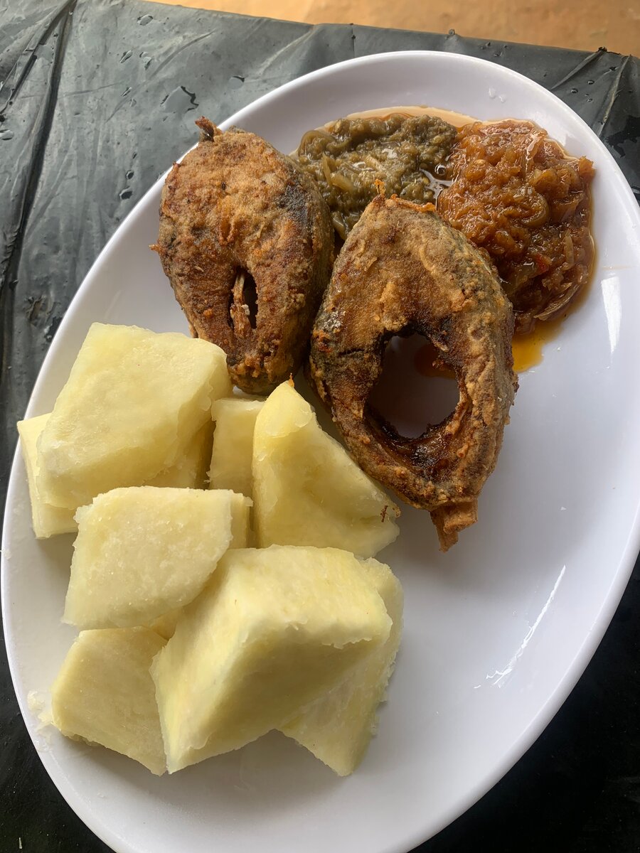 Assiette repas africain varié