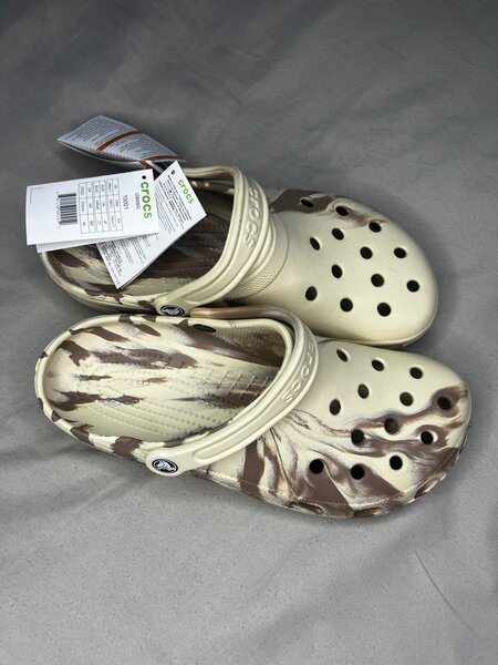 MARBLE CLASSIC CROCS