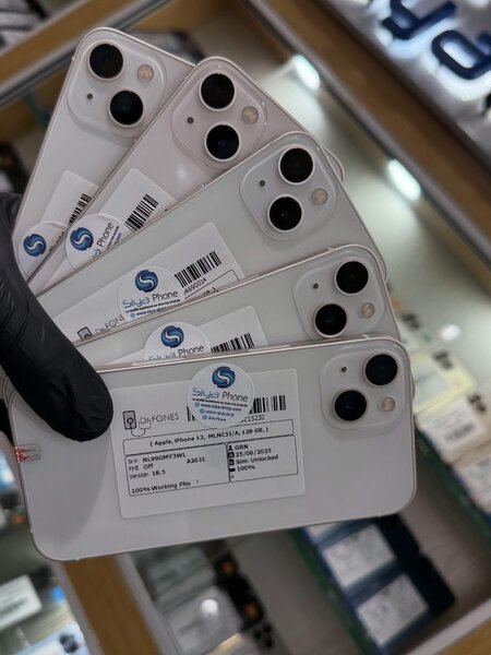 iPhone 13 128giga quasi neuf