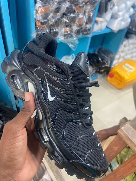 Nike TN