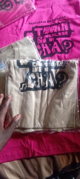 CHINGALESE INE NI CHA T-Shirts