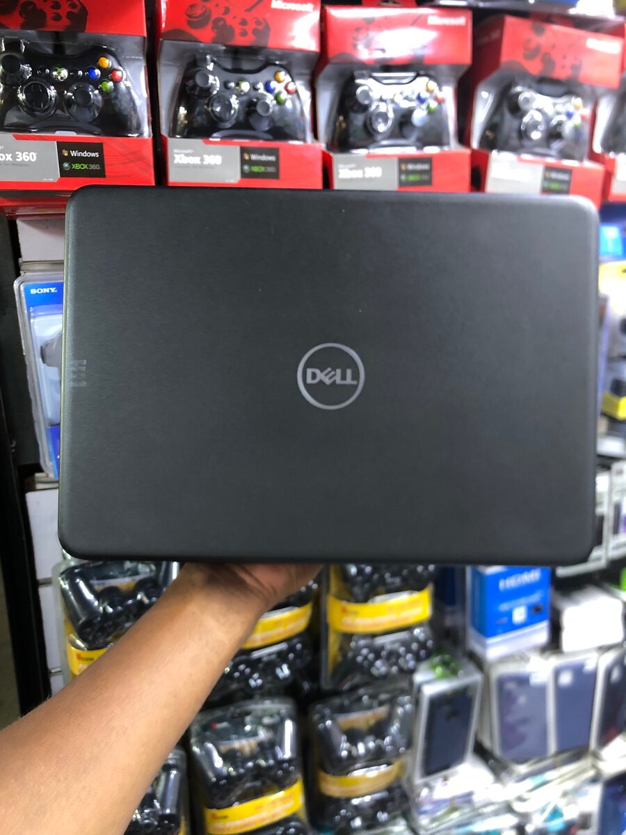 Dell laptop ( Dell latitude 3380)