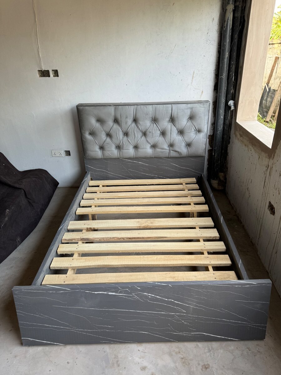 Double bed frame