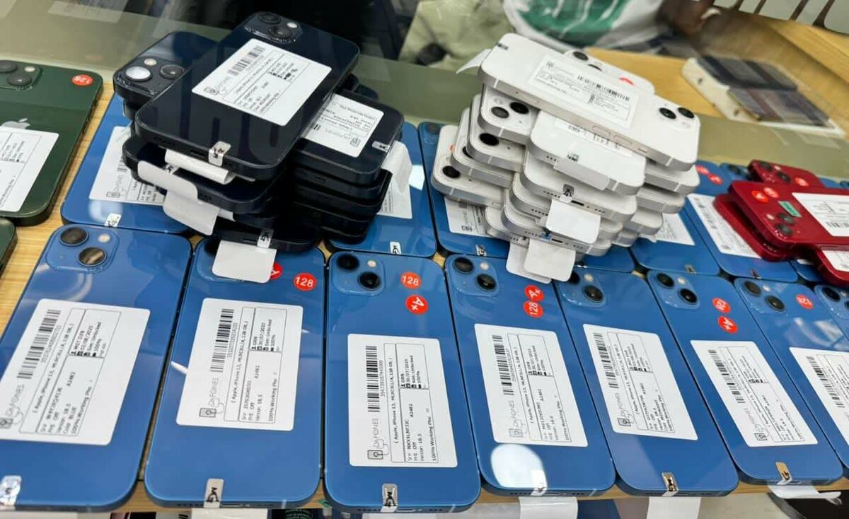 iPhone 13 - Couleurs variées