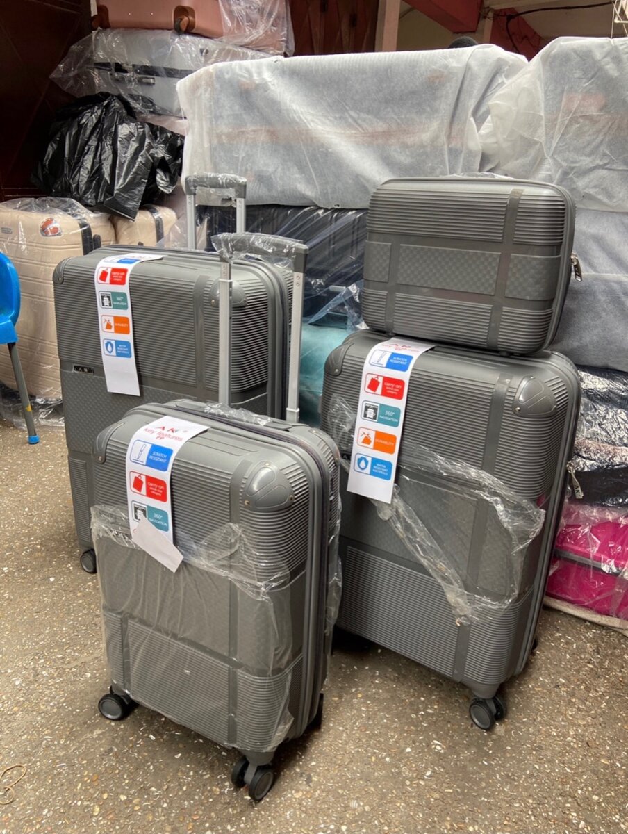 Four in one quality anti crack traveling bag