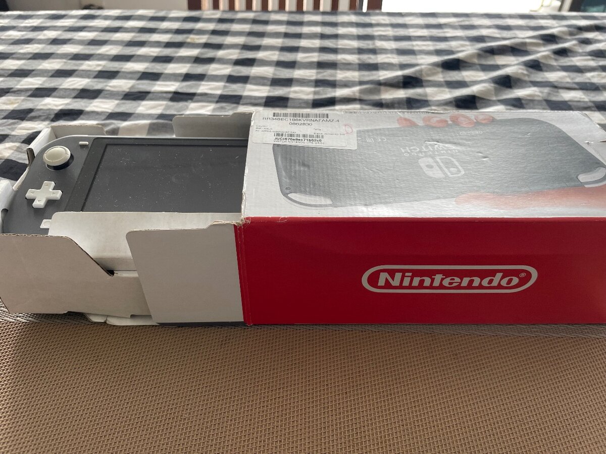 Nitendo Switch lite
