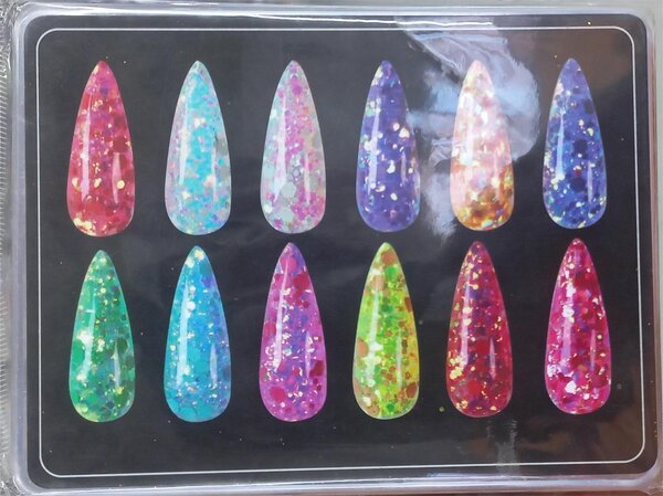 Vernis à ongles pailleté