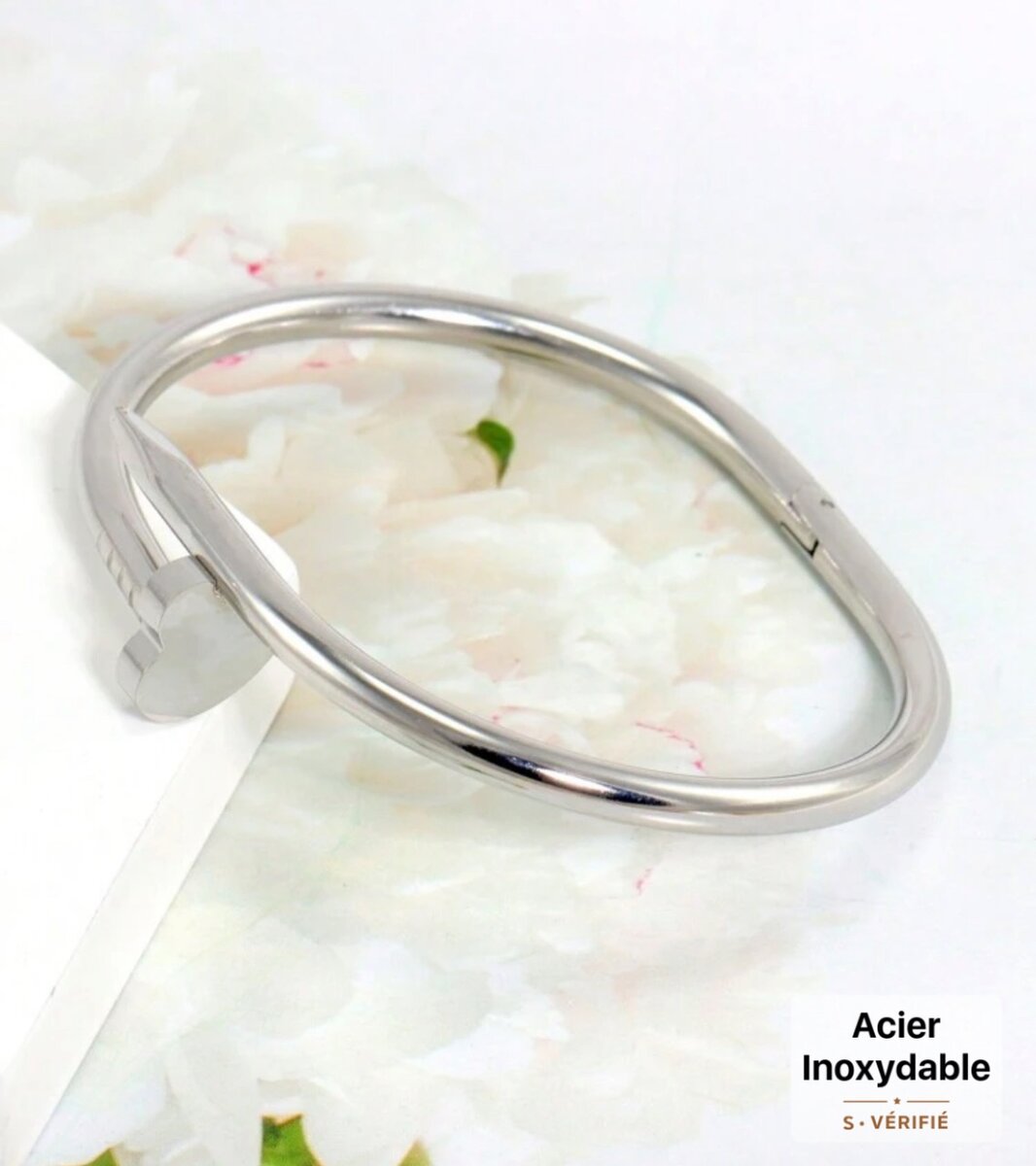 Bracelet clou en acier inoxydable