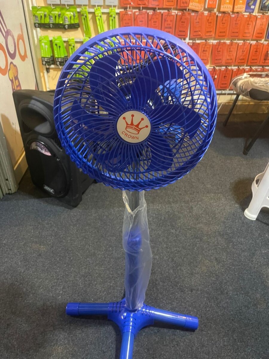 Ventilateur sur pied réglable