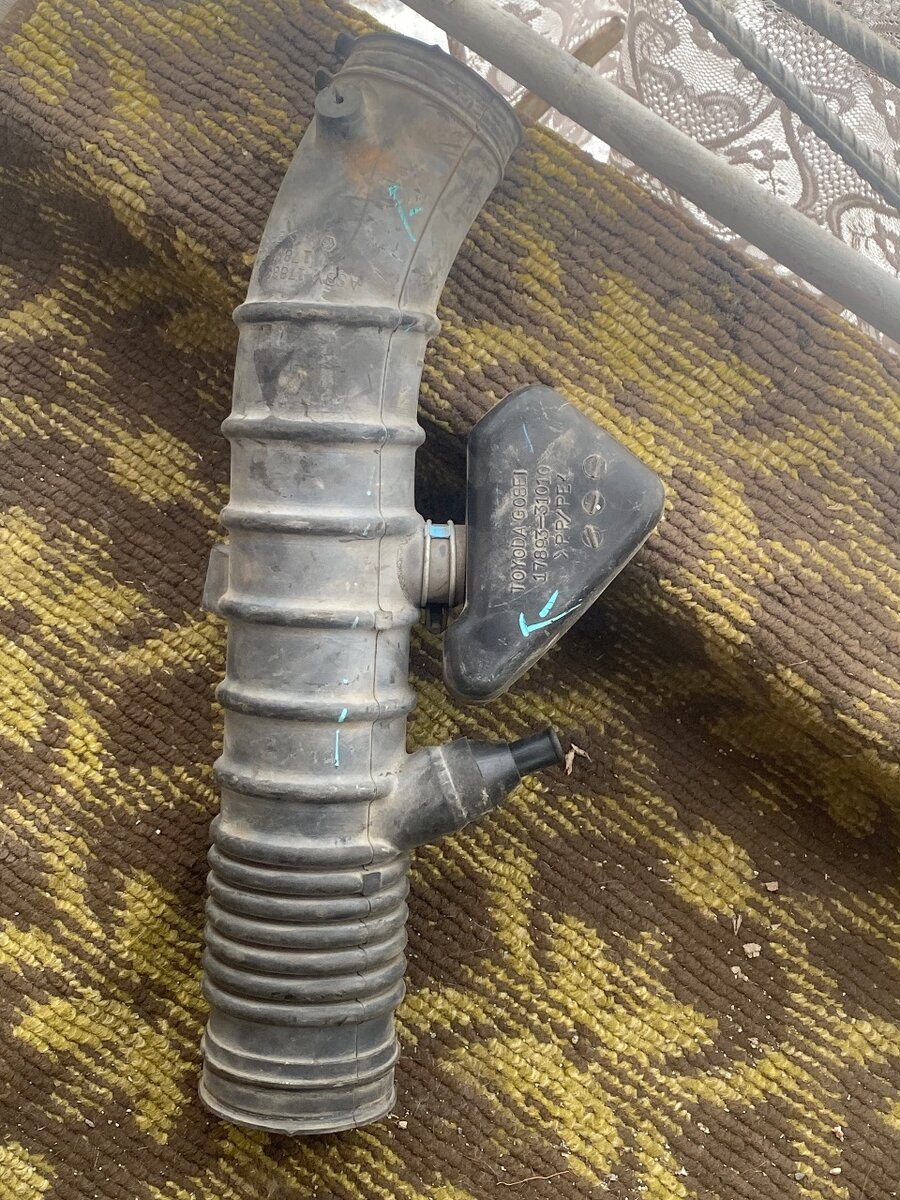 Тайота краун 200