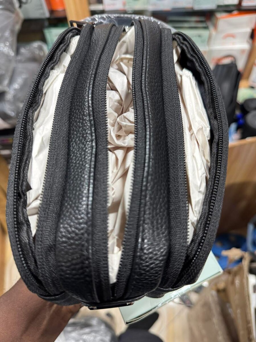 Trousse de toilette cuir