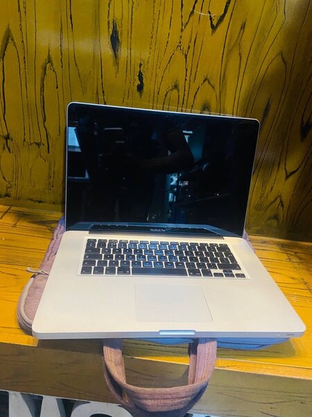 MacBook