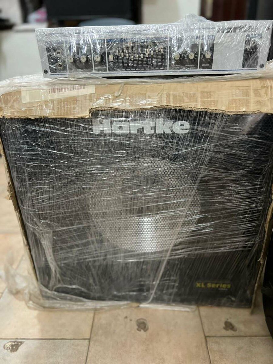 HARTKE XL SERIES BASS GUITAR COMBO