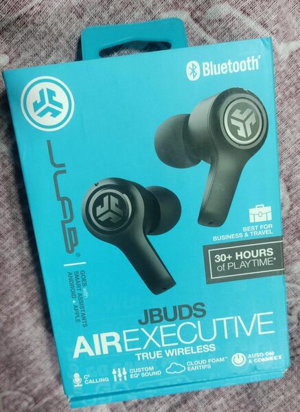 Jlab earbuds jlab headphones jlaab head seat