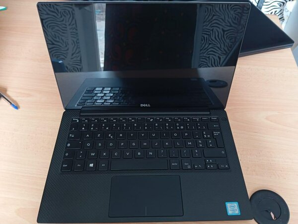 DELL XPS