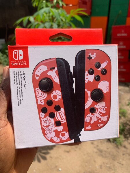 Manettes Joy-Con Switch Mario Edition