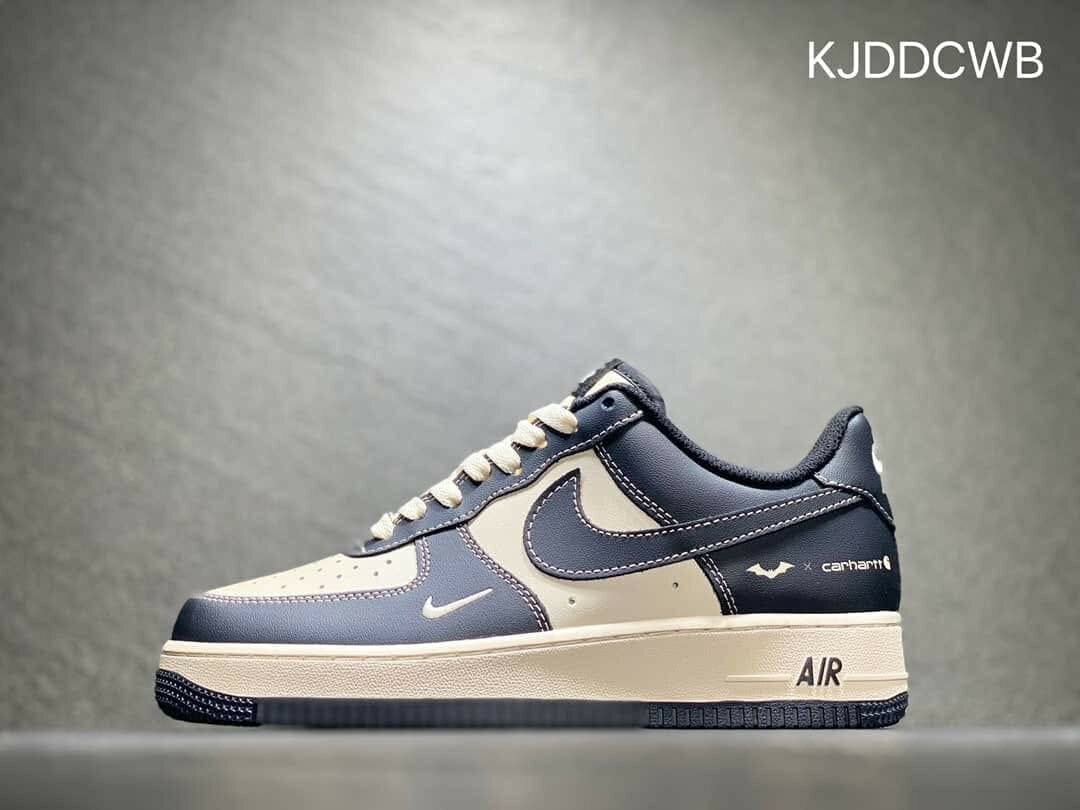 NIKE AIRFORCE CLASSIC