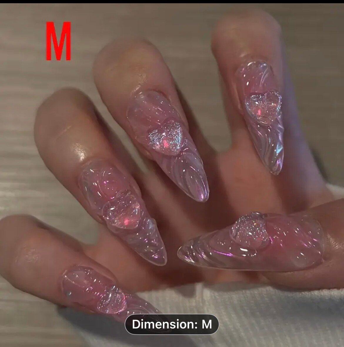 Ongles artificiels roses 3D cœur