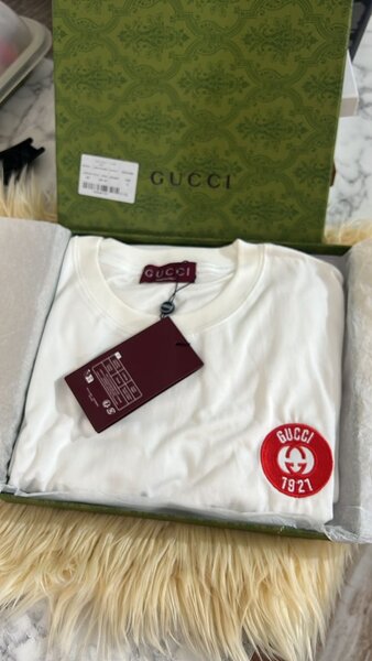 T-shirt de designer exclusif