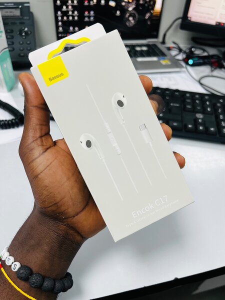 Destockage Écouteur Baseus type C