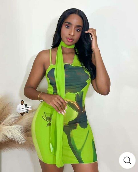 Disponible la robe mini