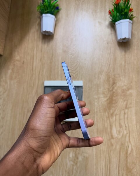 iPhone 12