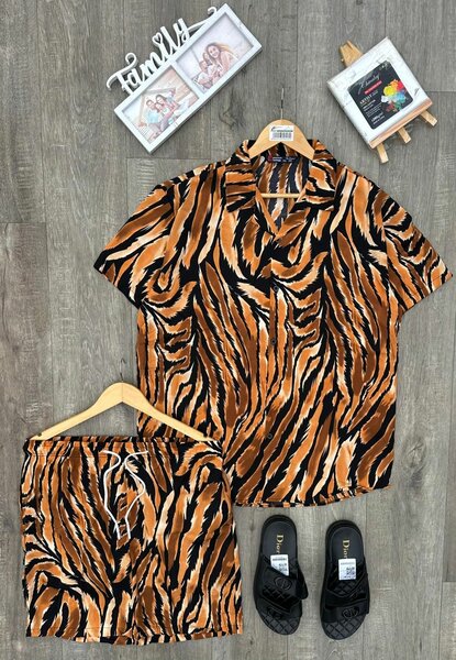 Ensemble chemise et short tigre