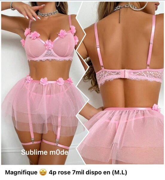Ensemble lingerie rose séduisant