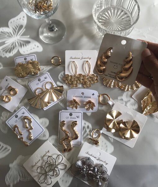 Boucles d'oreilles en or élégantes