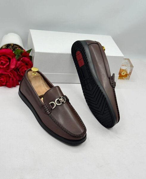 CLASSIC LOAFER