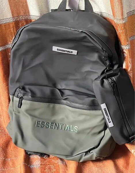 Sac à dos Essentials élégant