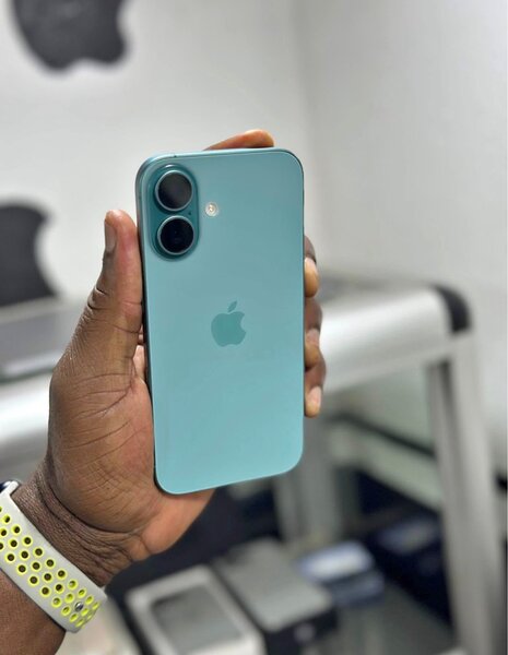 iPhone 16 128 Go