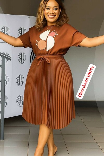 Robe plissée élégante femme