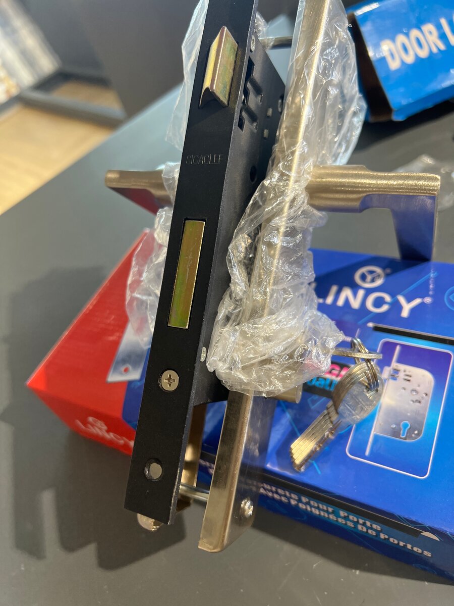 Serrure de porte Lincy robuste