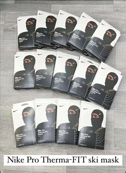 Nike Pro Therma-FIT Balaclava