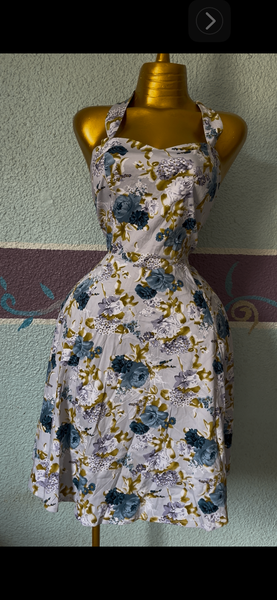Robe fleuri style rétro