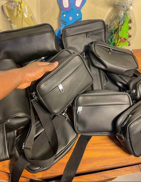 Sacoche bandoulière homme