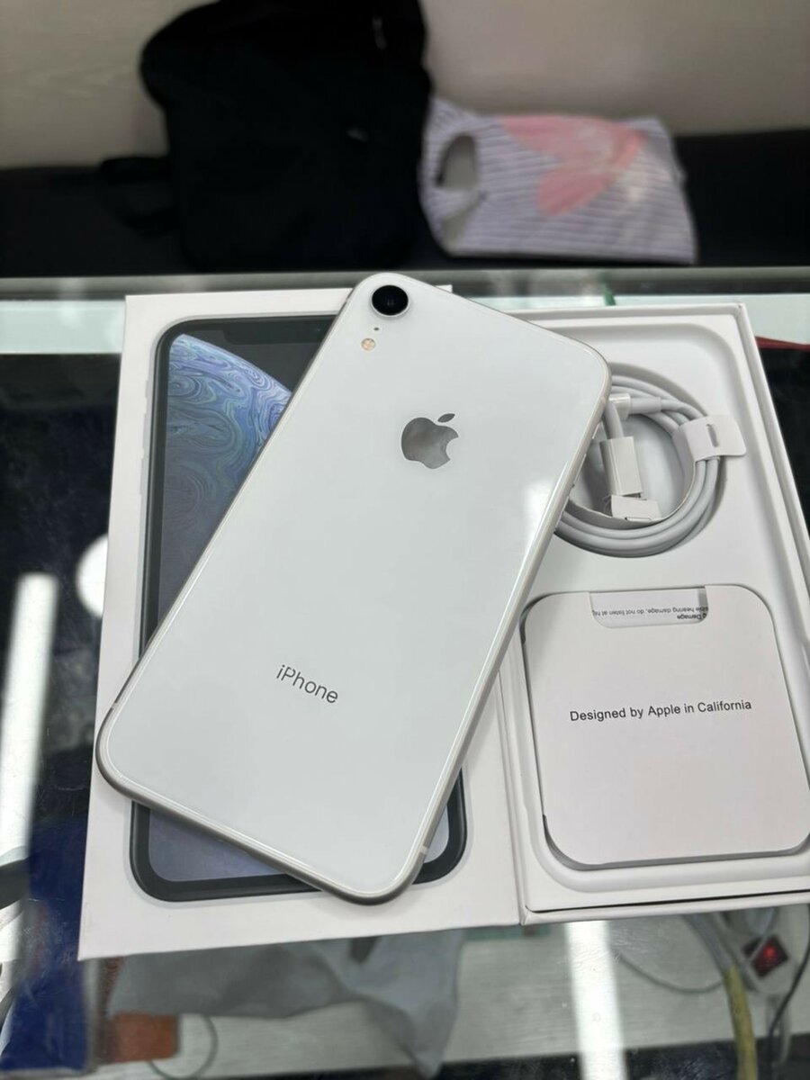 iPhone XR