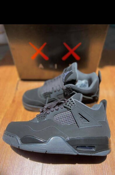 Jordan 4