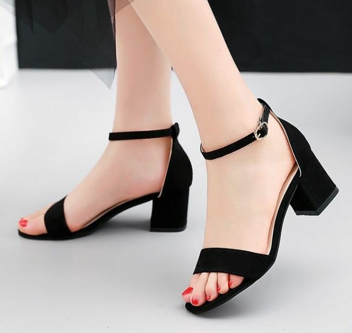 Ladies Short heels black