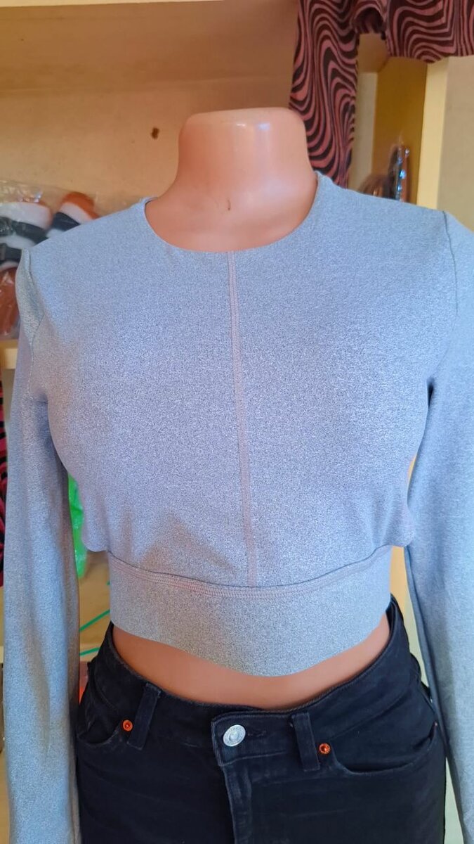 Top court élégant pour femme