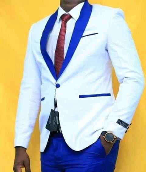 Costume blanc élégant homme