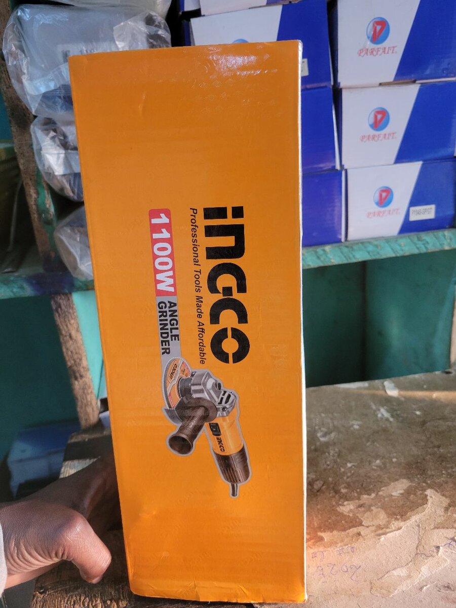 Meuleuse d'angle INGCO 1100W