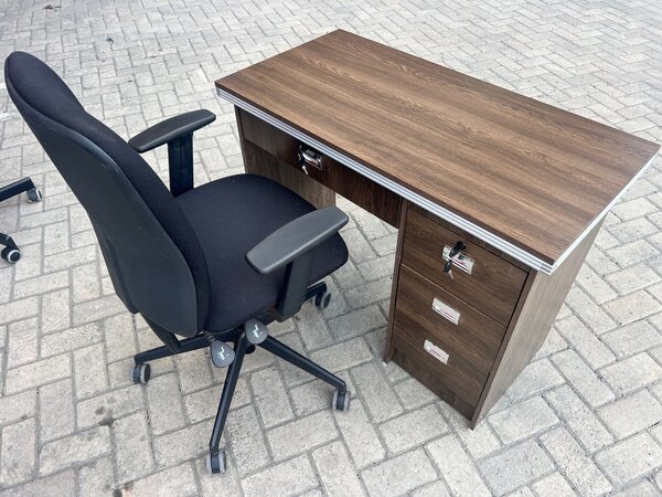 Brand new tables and Uk used chair