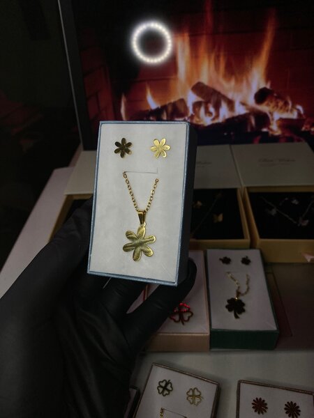 Parure Collier et Boucles Trèfle