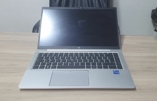 Hp elitebook 840 G8 core i5