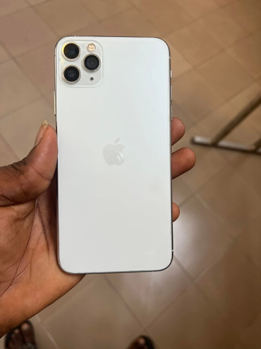 iPhone 11pro Max sans ID