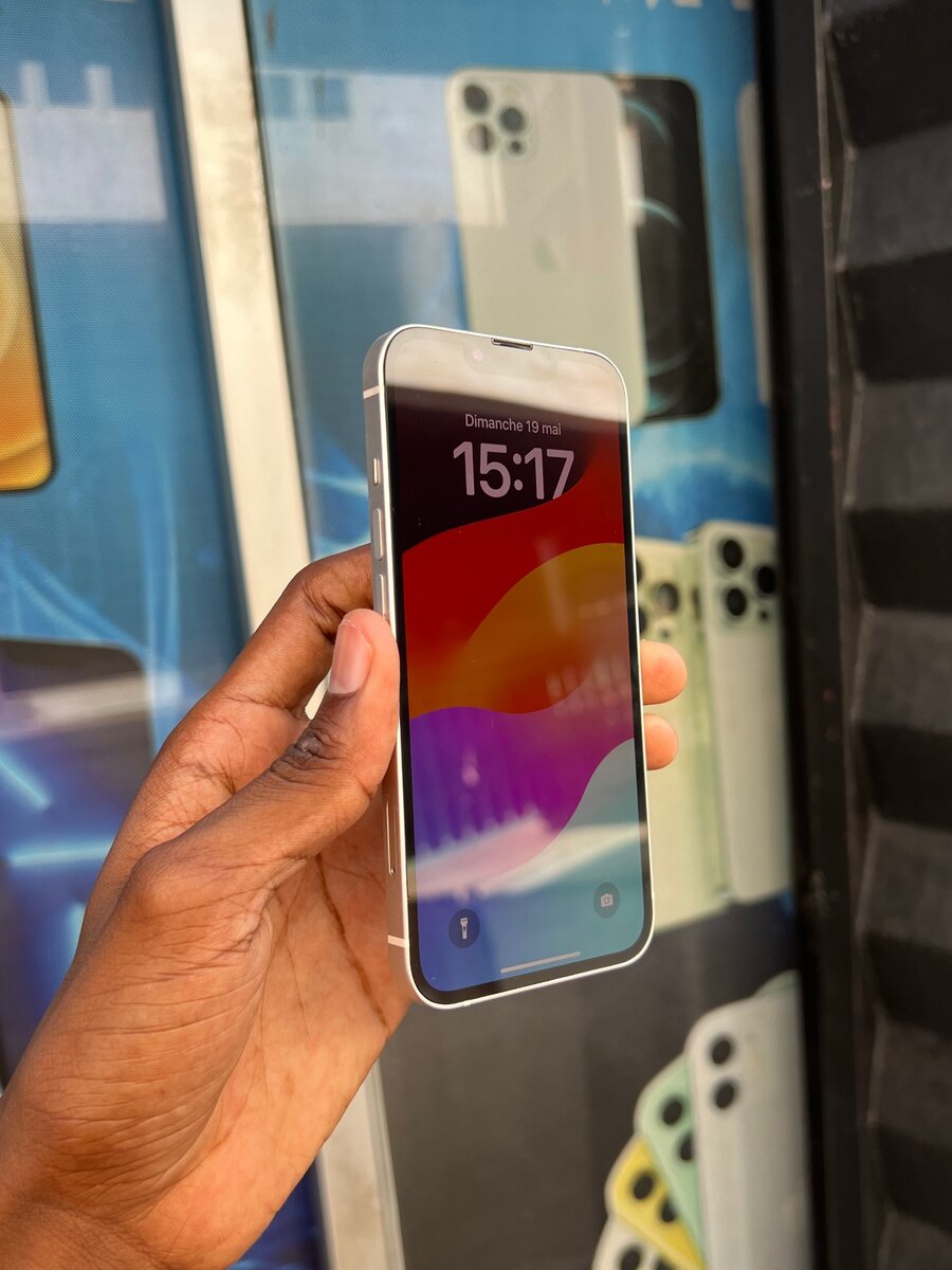 iPhone 13 simple 128Go